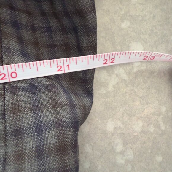 Peter Millar Checked Wool Sport Coat – Size 46R - Picture 13 of 13